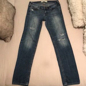 Worn denim -mid -hipster signature pocket